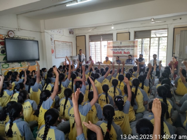 પોરબંદર જિલ્લામાં “બેટી બચાઓ બેટી પઢાઓ” અભિયાન અંતર્ગત કિશોરી મેળાનું સફળ આયોજન કરાયું. પોરબંદર જિલ્લામાં “બેટી બચાઓ બેટી પઢાઓ” અભિયાન અંતર્ગત કિશોરી મેળાનું સફળ આયોજન કરાયું.