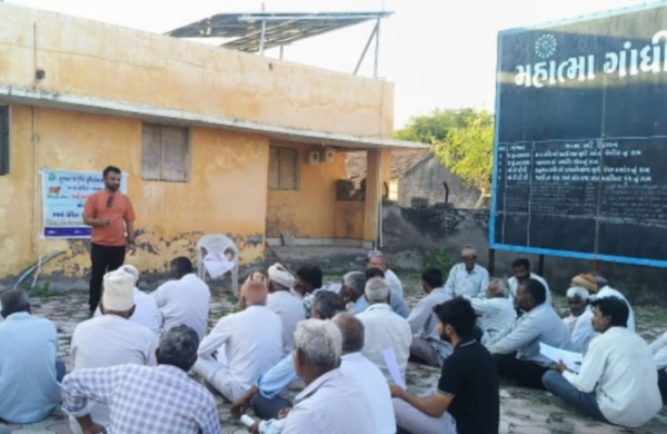 પોરબંદર જિલ્લાના રોજીવાડા ગામે ખાતે પ્રાકૃતિક ખેતી  અંગે માર્ગદર્શન અપાયું.