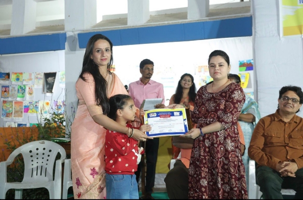 ઇનોવેટિવ ગ્રૂપ ઓફ આર્ટિસ દ્વારા ડ્રોઈંગ કોમ્પિટિશન યોજાઈ.