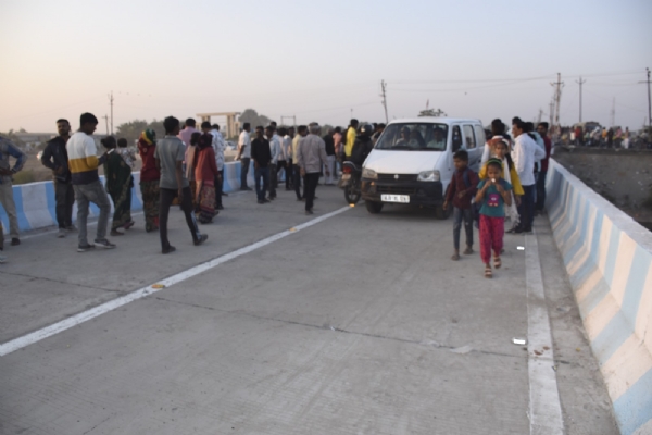 ધરેજ નર્મદા કેનાલ પરનો બ્રિજ ખુલ્લો મુકાયો,માત્ર 115 દિવસના ટૂંકા ગાળામાં નિર્માણ કાર્ય પૂર્ણ