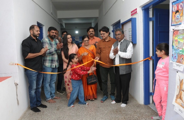 ઇનોવેટિવ ગ્રૂપ ઓફ આર્ટિસ દ્વારા ડ્રોઈંગ કોમ્પિટિશન યોજાઈ.