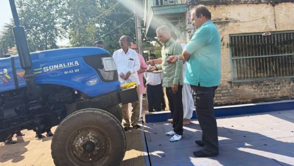 પ્રભાત સહકારી જીનમાં સીસીઆઈ કપાસ ખરીદીનો શુભારંભ કરવામાં આવ્યો