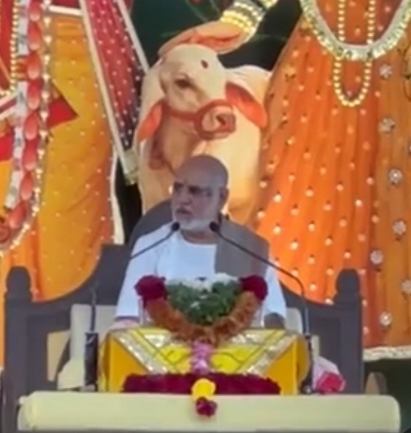 ગૌમાતાની દયનીય સ્થિતિ પર રમેશભાઈ ઓઝાનો આક્રોશ