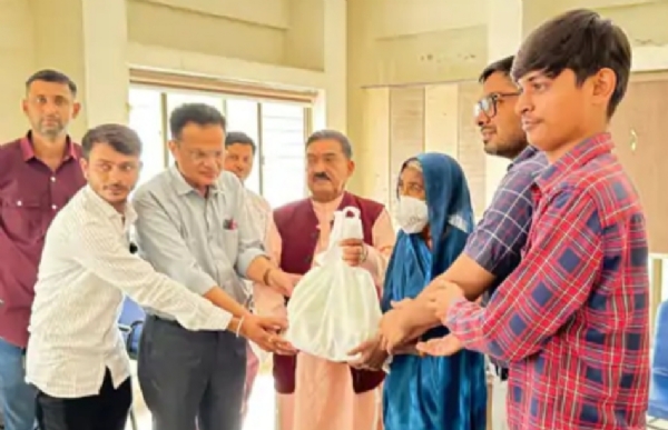 ચિરાગ ચાવડાએ જન્મદિવસે ટી.બી. દર્દીઓની સેવામાં ઉજવ્યો