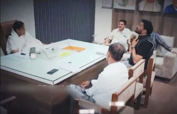 નગરપાલિકા અંકલેશ્વરના પૂર્વ અને હાલના પ્રમુખ વચ્ચેનો વિકાસના કામોને લઈ ગજગ્રાહ વધ્યો