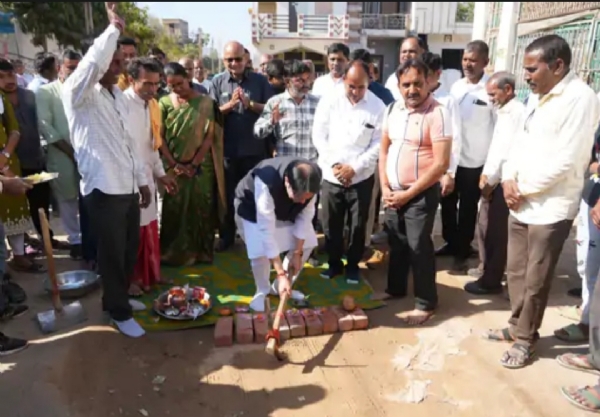 બિલીયા ગામમાં રૂ. 157 લાખના બે નવા સીસી રોડનું ખાતમુહૂર્ત બિલીયા ગામમાં રૂ. 157 લાખના બે નવા સીસી રોડનું ખાતમુહૂર્ત