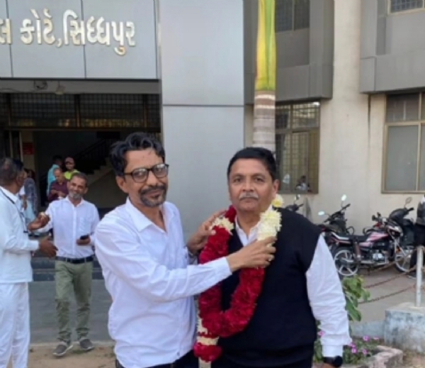 સિદ્ધપુર બાર એસોસિએશનમાં નવા પદાધિકારીઓની પસંદગી