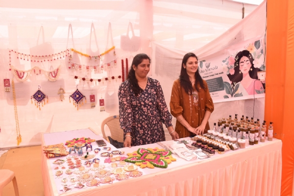 વિશેષ પહેલથી ૭ બહેનોને નારી સશક્ત મેળામાં મળ્યો સ્ટોલ