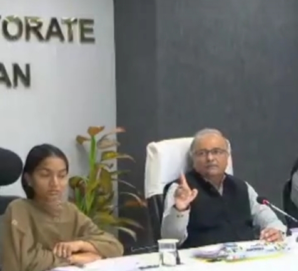 પાટણમાં જિલ્લા સંકલન સહ ફરિયાદ નિવારણ સમિતિની બેઠક યોજાઈ પાટણમાં જિલ્લા સંકલન સહ ફરિયાદ નિવારણ સમિતિની બેઠક યોજાઈ