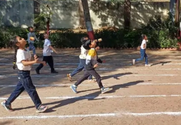 યુનિવર્સલ પબ્લિક સ્કૂલમાં પૂર્વ પ્રાથમિક વિભાગના વિદ્યાર્થીઓ માટે વાર્ષિક રમોત્સવનું આયોજન કરવામાં આવ્યું યુનિવર્સલ પબ્લિક સ્કૂલમાં પૂર્વ પ્રાથમિક વિભાગના વિદ્યાર્થીઓ માટે વાર્ષિક રમોત્સવનું આયોજન કરવામાં આવ્યું