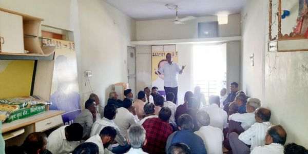 અમરેલીમાં આપના મધ્યસ્થ કાર્યાલય ખાતે સ્થાનિક સ્વરાજ ચુંટણીને લઈ મહત્વપૂર્ણ બેઠક