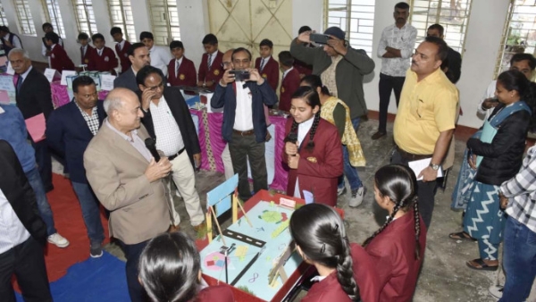 નવોદય વિદ્યાલય પ્રદર્શન