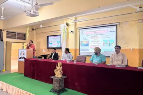 સમીની સરકારી વિનયન અને વાણિજ્ય કોલેજ ખાતે AI અને સાયબર સિક્યુરિટી વિષયક વ્યાખ્યાનનું આયોજન કરવામાં આવ્યું.