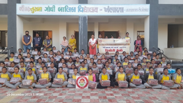 પોરબંદરના ખંભાળા ગામ ખાતે ‘કિશોરી મેળો’ યોજાયો.