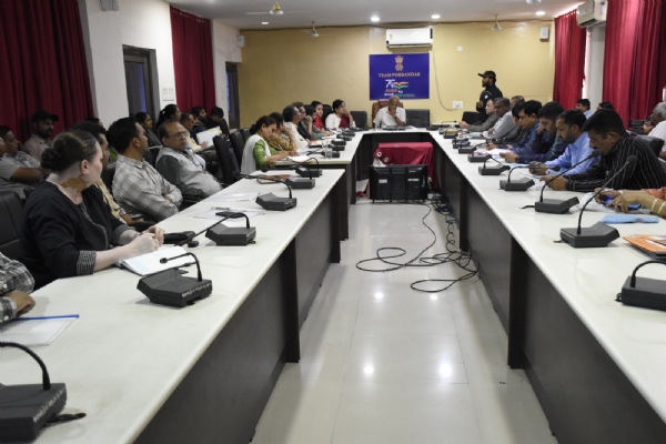 ઇન્ચાર્જ કલેકટરના અધ્યક્ષ સ્થાને સંકલન સમિતિની બેઠક યોજાઈ.