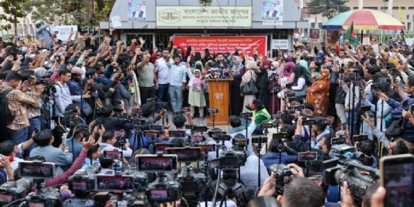 બાંગ્લાદેશનો ઇન્કલાબ મંચ હાદીની હત્યા પર ગુસ્સે, 25 ડિસેમ્બર પછી વિરોધ પ્રદર્શનની જાહેરાત કરવામાં આવશે.