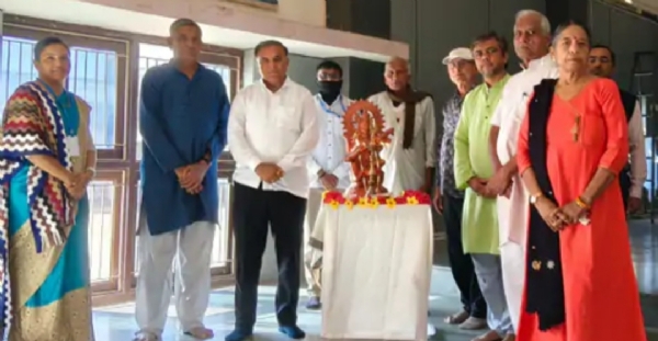 રાધનપુર આદર્શ વિદ્યાલય ખાતે ‘વિશ્વગ્રામ પ્રેરિત કહત ગાંધી – સુનો સબ Citizen… યાત્રા’ કાર્યક્રમનું આયોજન કરવામાં આવ્યું