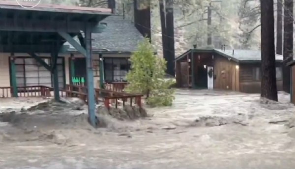 કેલિફોર્નિયામાં તોફાન