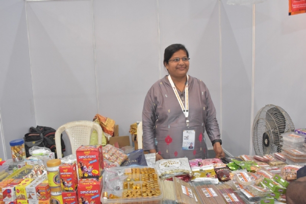 પૂજાની વસ્તુઓના વેચાણથી