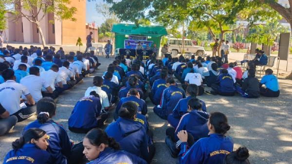 નાંદોદના જીતનગર NCC કેમ્પ ખાતે ટ્રાફિક જાગૃતિ સેમિનાર યોજાયો