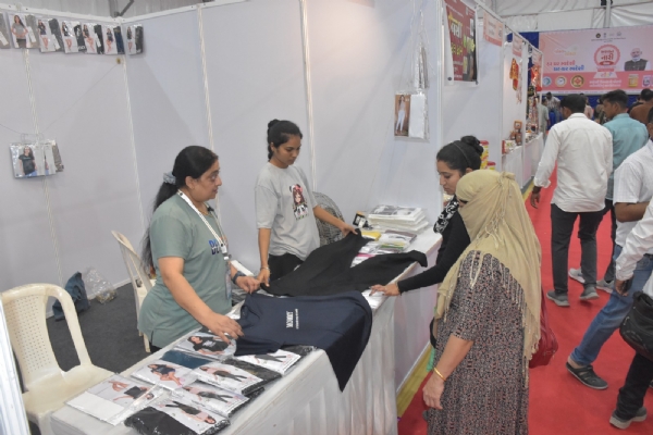 મેળામાં નિઃશુલ્ક સ્ટોલ ફાળવતા અમને પ્રોત્સાહન મળ્યું છે