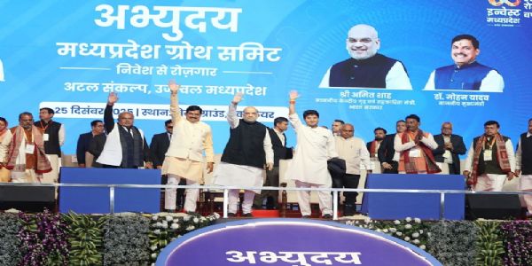 અમિત શાહે ગ્વાલિયરમાં 2 લાખ કરોડ રૂપિયાના પ્રોજેક્ટ્સ માટે શિલાન્યાસ અને ઉદ્ઘાટન કર્યા