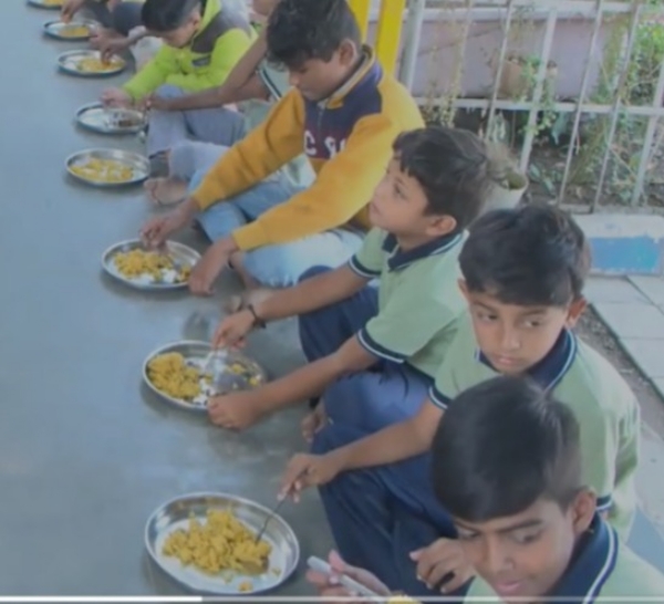 ભોજન, પોષણ અને શિક્ષણનો સમન્વય