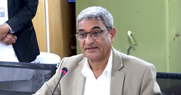 નેપાળના ભૂતપૂર્વ ગૃહમંત્રી રમેશ લેખક નેપાળના ભૂતપૂર્વ ગૃહમંત્રી રમેશ લેખક