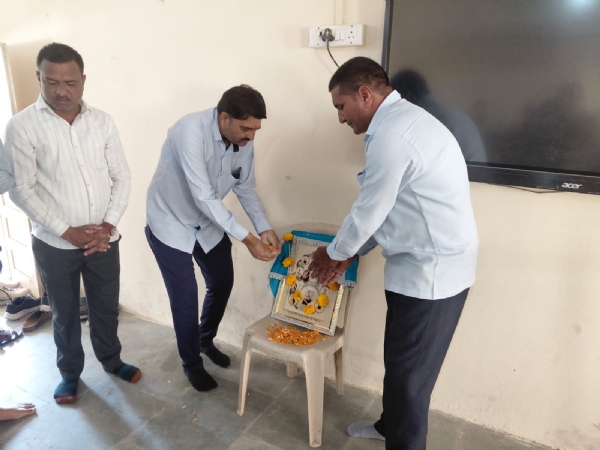 સુત્રાપાડા શહેર ખાતે આવેલ  વિવેકાનંદ વિનય મંદિર