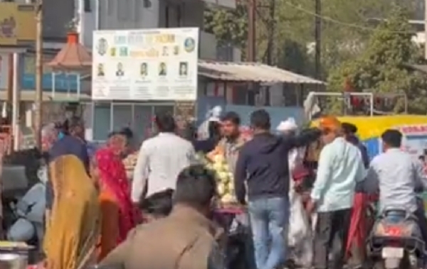 પાટણમાં ટ્રાફિક સુચારુ કરવા દબાણ હટાવવાની પાલિકાની કાર્યવાહી