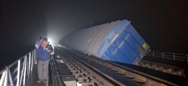 માલગાડી પાટા પરથી ઉતરી