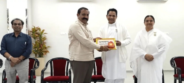 અમર ડેરી ખાતે બ્રહ્માકુમારી અમરેલી દ્વારા પ્રેરણાદાયી સેમિનાર યોજાયો