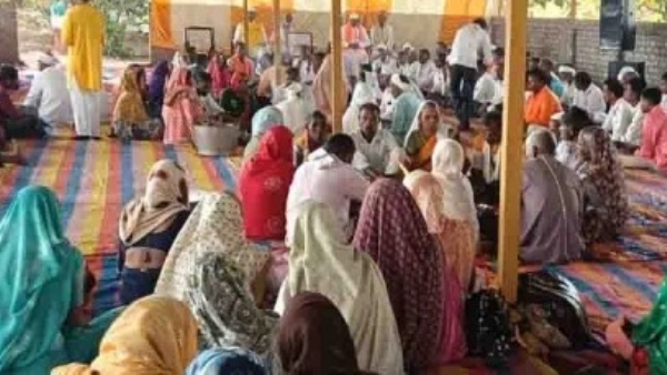 નર્મદામાં ખ્રિસ્તી ધર્મ અપનાવનાર 150થી વધુ આદિવાસી લોકોની ઘર વાપસી