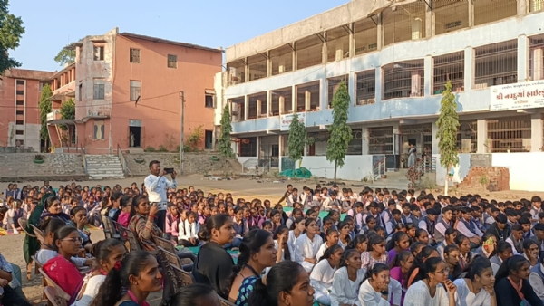 ‘સરદાર@150’ યુનિટી માર્ચને લઈને એકતા-દેશભક્તિના રંગે રંગાયેલો નર્મદા જિલ્લો ‘સરદાર@150’ યુનિટી માર્ચને લઈને એકતા-દેશભક્તિના રંગે રંગાયેલો નર્મદા જિલ્લો