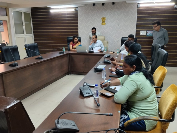 આંગણવાડી વર્કર/તેડાગર નિમણૂંક પત્ર એનાયત કાર્યક્રમ માટે પૂર્વ તૈયારી: વિડિયો કોન્ફરન્સમાં અધિકારીઓની ભાગીદારી આંગણવાડી વર્કર/તેડાગર નિમણૂંક પત્ર એનાયત કાર્યક્રમ માટે પૂર્વ તૈયારી: વિડિયો કોન્ફરન્સમાં અધિકારીઓની ભાગીદારી