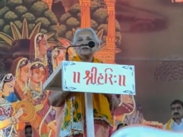 પાટણના અનાવાડામા શ્રીમદ્ ભાગવત કથાના ત્રીજા દિવસે ઉત્તર પ્રદેશના રાજ્યપાલ અને ગુજરાતના પૂર્વ મુખ્યમંત્રી આનંદીબેન પટેલે ઉપસ્થિત રહ્યા હતા, તેમણે ગૌ સંવર્ધન માટે સંકલ્પનો આહ્વાન કર્યુ.