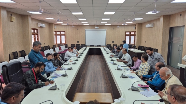 પોરબંદરમાં સૌપ્રથમ વખત ટ્રાયથોલોન નું આયોજન કરાયું. પોરબંદરમાં સૌપ્રથમ વખત ટ્રાયથોલોન નું આયોજન કરાયું.