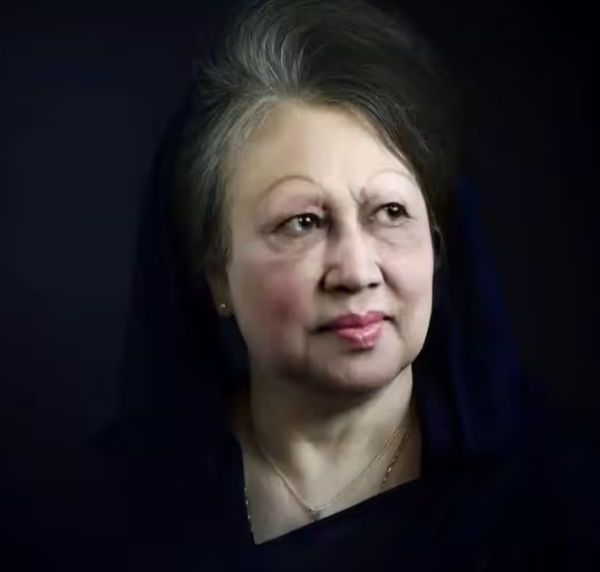 બાંગ્લાદેશના પ્રથમ મહિલા વડાપ્રધાન ખાલિદા ઝિયા બાંગ્લાદેશના પ્રથમ મહિલા વડાપ્રધાન ખાલિદા ઝિયા