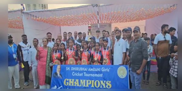 ધીરૂભાઈ અંબાણીની જન્મજયંતિ નિમિતે જામનગરતાલુકાના મોટી ખાવડી ખાતે ગર્લ્સ ક્રિકેટ ટૂર્નામેન્ટ યોજાઈ