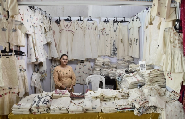 વોકલ ફોર લોકલ વોકલ ફોર લોકલ