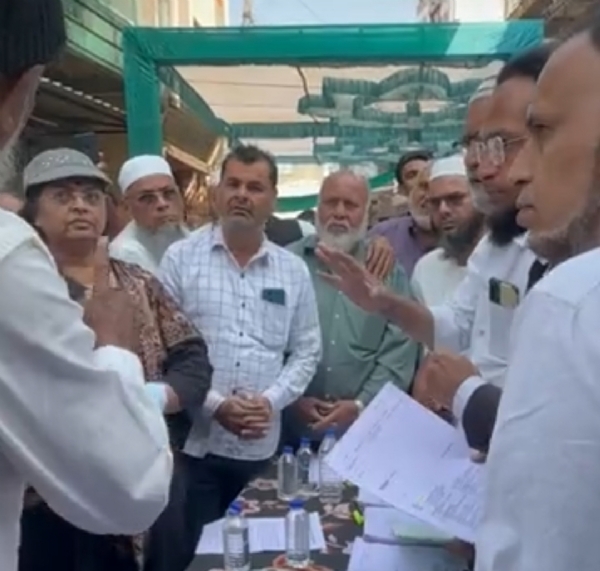 પાટણમાં ગેરકાયદેસર સ્લોટિંગ યુનિટો સીલ કરવાની કાર્યવાહી મુલતવી