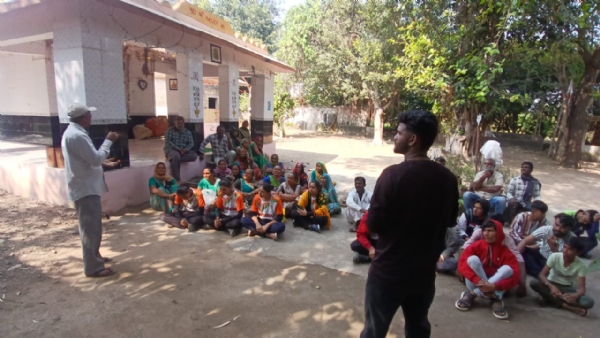 પોરબંદરમાં GPKVB યોજના હેઠળ ખેડુતોને મોડેલ ફાર્મની રૂબરૂ મુલાકાત દ્વારા પ્રાકૃતિક ખેતી અંગે માર્ગદર્શન અપાયુ.