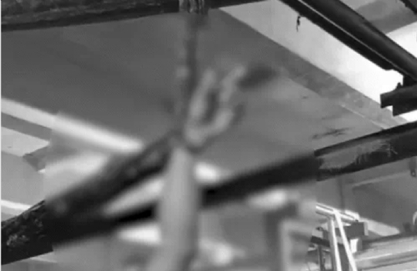 મજૂરનો આખો હાથ ખભાથી કપાઈ ગયો મજૂરનો આખો હાથ ખભાથી કપાઈ ગયો