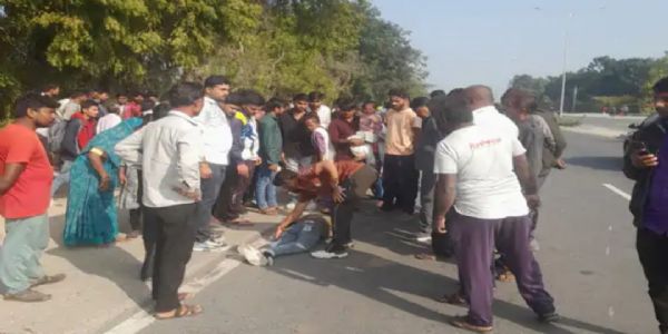 ચાણસ્મા ગંજબજારમાં બાઇક-ટ્રક અકસ્માતમાં એકનુ મોત, ત્રણ ઈજાગ્રસ્ત