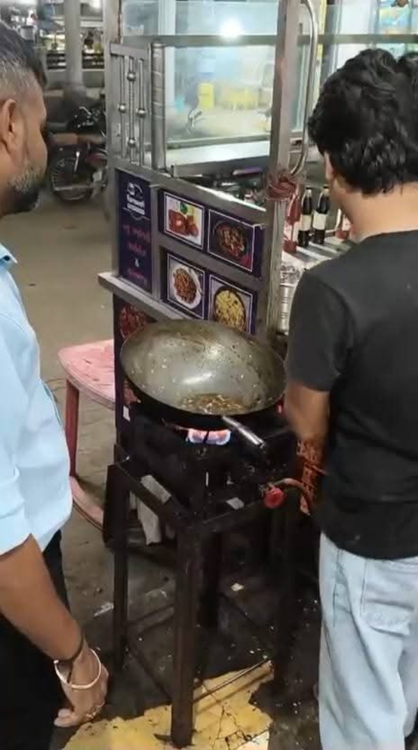 બહુચરાજીમાં ફૂડ સેફ્ટીનો કડક ચેક — મહેસાણા FDAની મોટી કાર્યવાહી, 17 પેઢીઓની તપાસ