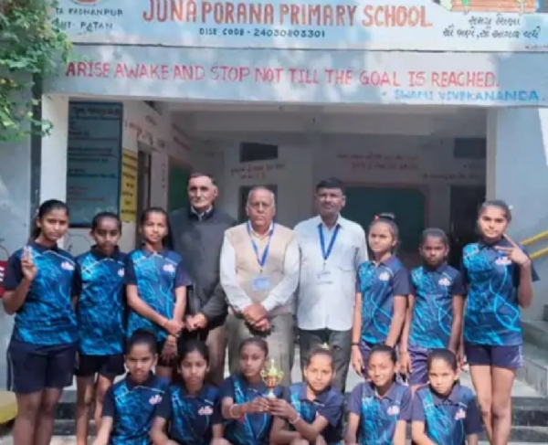 રાધનપુરની દીકરીઓનો ખેલ મહાકુંભમાં અન્ડર-14 ખો-ખો ટીમે ગોલ્ડ મેડલ જીતી શાળા, ગામ અને તાલુકાનું નામ રોશન કર્યું રાધનપુરની દીકરીઓનો ખેલ મહાકુંભમાં અન્ડર-14 ખો-ખો ટીમે ગોલ્ડ મેડલ જીતી શાળા, ગામ અને તાલુકાનું નામ રોશન કર્યું