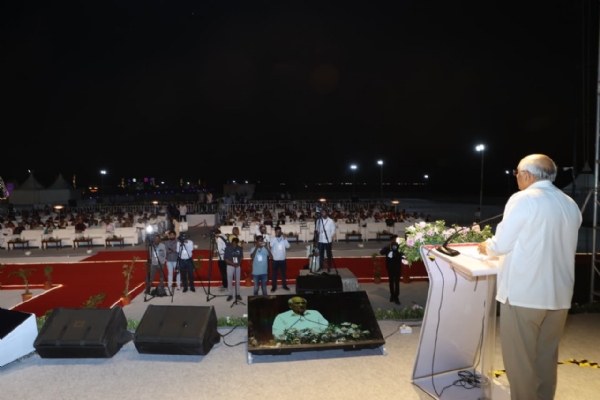 કચ્છના ધોરડો ખાતેથી રણોત્સવ