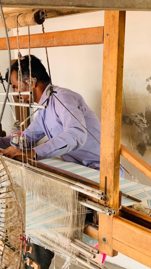 કચ્છના ભુજોડી ગામના 46 વણકરોએ મેળવ્યો છે રાષ્ટ્રીય પુરસ્કાર કચ્છના ભુજોડી ગામના 46 વણકરોએ મેળવ્યો છે રાષ્ટ્રીય પુરસ્કાર