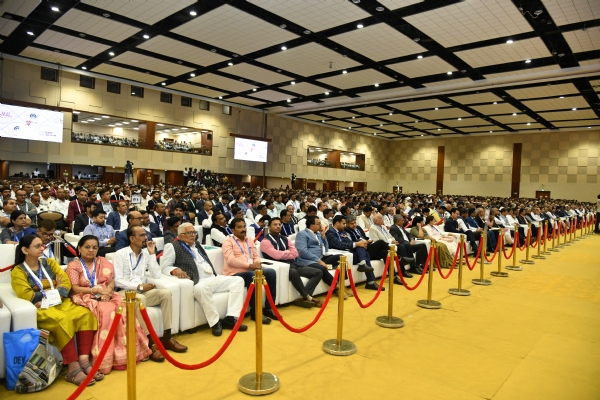 મહાત્મા મંદિર-ગાંધીનગર ખાતે બે દિવસીય “અર્થ સમિટ 2025-26”