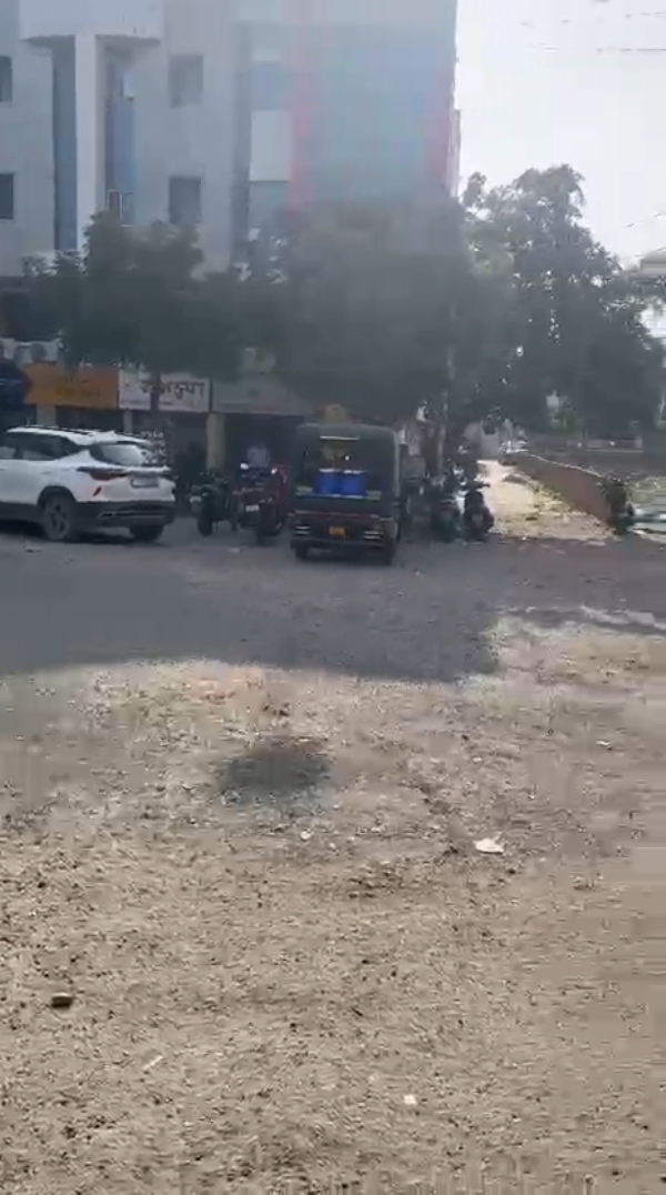 પોરબંદર બસ પાર્કિંગ માટે જલારામ કોલોની ખાતે વ્યવસ્થા કરાઈ. પોરબંદર બસ પાર્કિંગ માટે જલારામ કોલોની ખાતે વ્યવસ્થા કરાઈ.